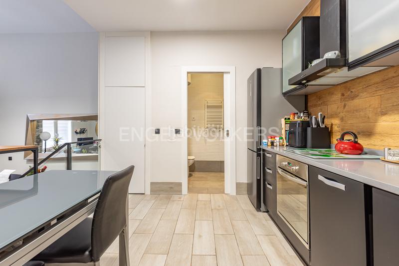Foto f5d59aea-7b91-48cf-b63b-62b4ee6130ee. Rent duplex with heating in Fuente del Berro Madrid