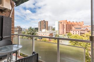 Apartamento en Prosperidad. Oportunidad en calle lópez de hoyos con terraza privada