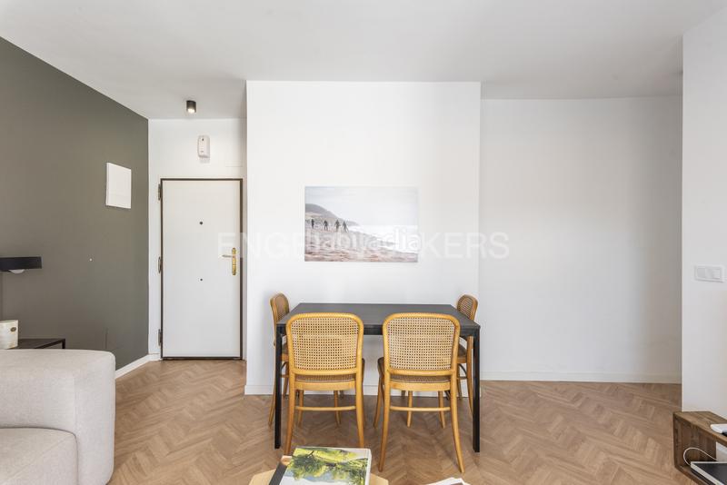 Foto 1cc9b6cb-3373-424a-9896-50458b0c42ca. Miete dachwohnung mit heizung in Hispanoamérica-Bernabéu Madrid