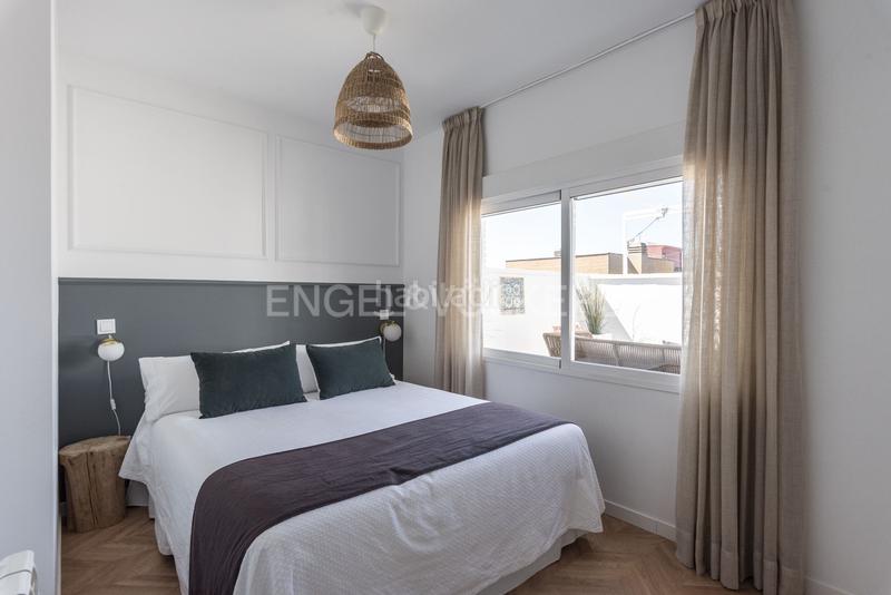 Foto 79d98333-8a4e-422e-ad18-cf24033cd895. Miete dachwohnung mit heizung in Hispanoamérica-Bernabéu Madrid