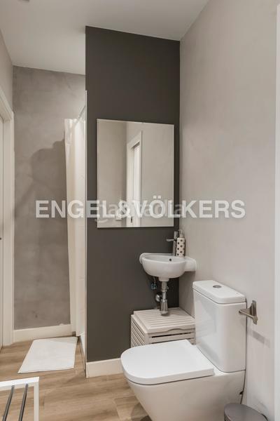 Foto eff073d0-9b00-4457-b1c5-32dc3c69ea8f. Alquiler apartamento piso de 3 dormitorios dobles amueblado en alquiler en Madrid