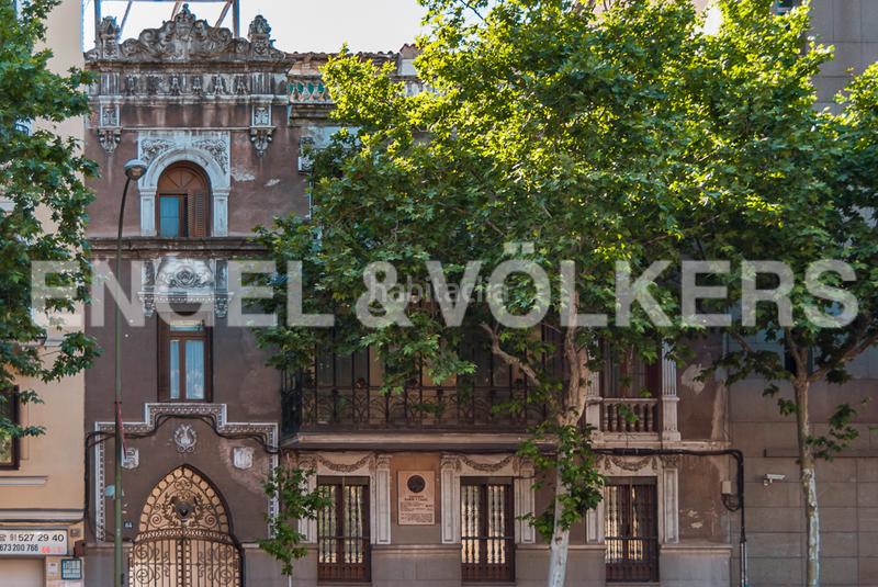 Foto 4d5549b1-b6d5-40fa-b13f-2aa00dc748b1. Alquiler apartamento elegante y luminoso piso en alfonso xii con vista al parque del retiro en Madrid