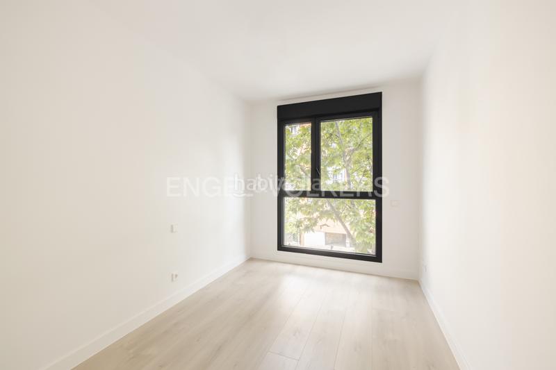 Foto 26bb78dd-5b12-44d0-9d95-68906ecd64a5. Lloguer apartament amb calefacció aparcament piscina a Madrid