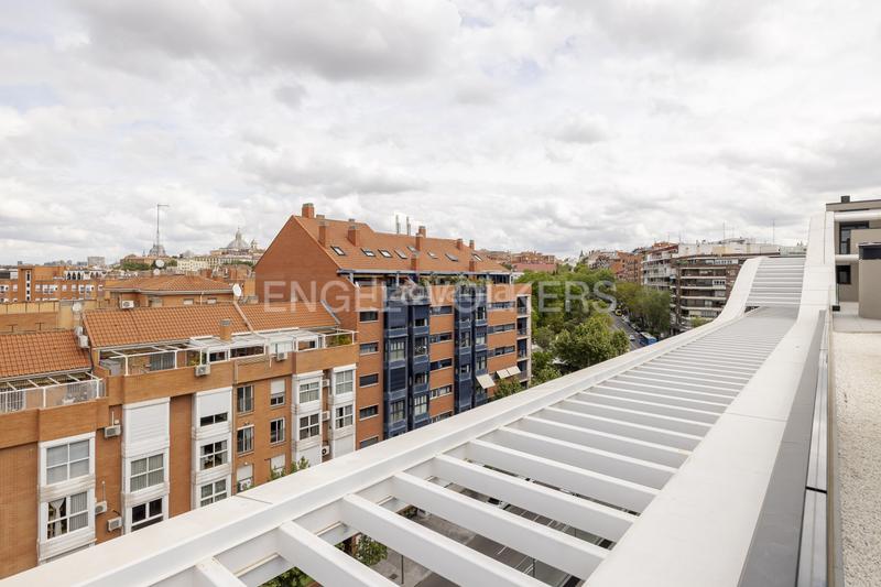 Foto 96622634-a25e-4939-852d-cb3befc30591. Lloguer apartament amb calefacció aparcament piscina a Madrid