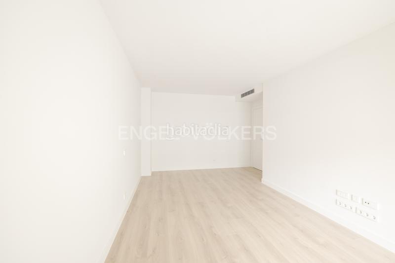 Foto d7e923ec-54b8-424d-b82e-71ebdd9207a5. Miete appartement mit heizung parking pool in Imperial Madrid