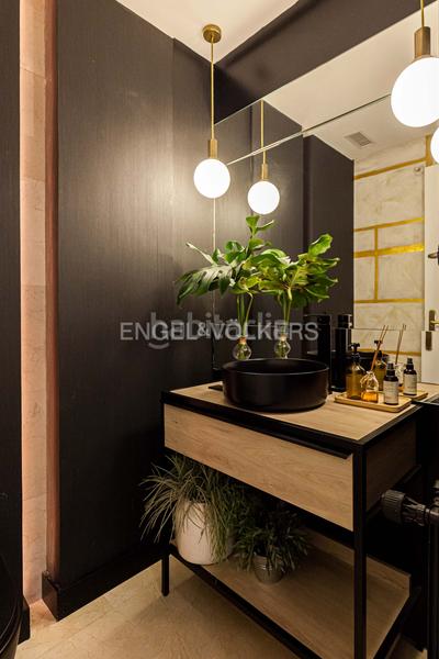 Foto ff956d04-ef5d-41fb-9b20-9a0e72ab7e9d. Alquiler casa exclusivo chalet en conde de orgaz con piscina y jardines en Madrid