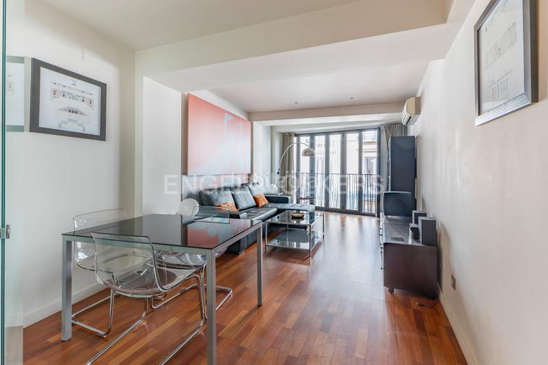 Foto ef7aa633-af64-4922-88d8-6a01cb46cc0d. Alquiler apartamento piso moderno de un dormitorio en el centro , zona Sol en Madrid