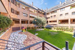Apartament a Centro. Precioso bajo en villanueva del pardillo
