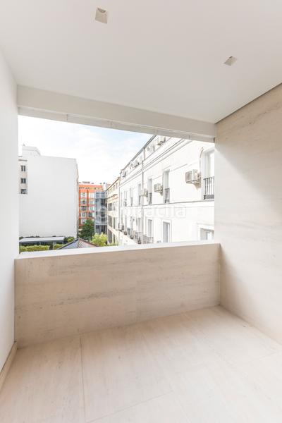 Foto 4ea92f1b-9ac8-496a-b9aa-3b75f28f7233. Location appartement avec chauffage parking dans Recoletos Madrid