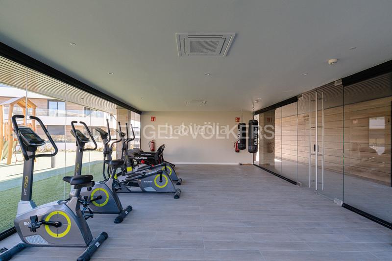 Foto d60d398c-3ced-4137-ae09-e5a732466ff3. Appartement mit heizung parking pool in urbanización La Moraleja La Moraleja