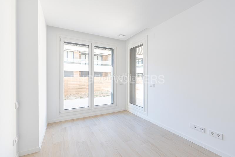 Foto f1d9b89f-241c-42e4-86e8-d36b8169b676. Appartement mit heizung parking pool in urbanización La Moraleja La Moraleja