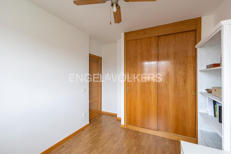 Foto d5d84363-9234-45fb-b98e-a474442d3060. Location maison avec chauffage parking piscine dans Loeches