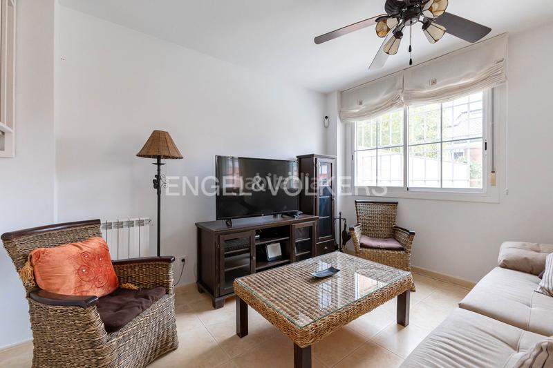 Foto d85d5794-b70e-4fd9-a651-7c8896ab4385. Location maison avec chauffage parking piscine dans Loeches