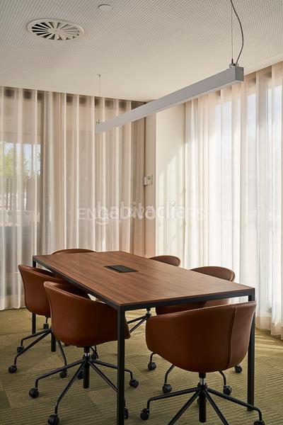 Foto f6e3d94b-7f29-4af2-bc67-b999cd88125b. Alquiler estudio  amueblado con todos los servicios incluidos en Alcobendas
