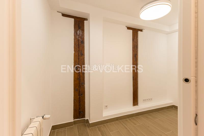Foto 4cb93273-8b8a-4e10-8ff6-084d9b65b0d5. Appartement mit heizung in Cortes-Huertas Madrid