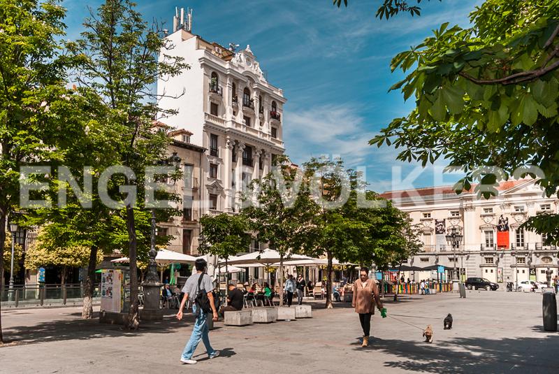 Foto be0314f1-a325-4874-8f71-043abf80d440. Appartement mit heizung in Cortes-Huertas Madrid