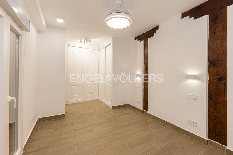 Foto c92e38dc-100f-469c-9493-17d076e396a3. Appartement mit heizung in Cortes-Huertas Madrid