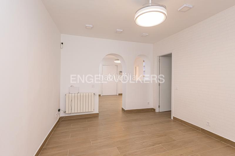 Foto f0c4b4f5-8ab6-45c9-b423-40d41502f3d1. Appartement mit heizung in Cortes-Huertas Madrid