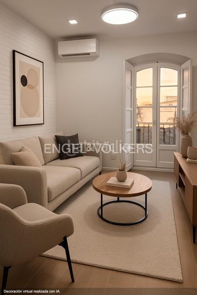 Foto f136bf38-d434-4918-9fcb-c94e8f8403c3. Appartement mit heizung in Cortes-Huertas Madrid