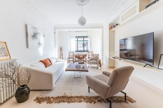 Apartament a Embajadores-Lavapiés. Exclusiva propiedad exterior reformada a estrenar