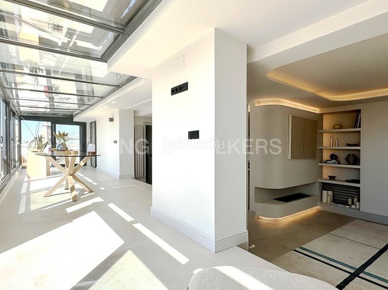 Foto f5fb0eb8-a0a1-4b83-bf5f-09c8c74e98fb. Àtic amb calefacció a Trafalgar Madrid