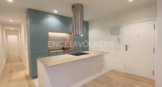 Alquiler Apartamento en Vallehermoso. Fantástico piso 2h y 2b reformado en vallehermoso!!!