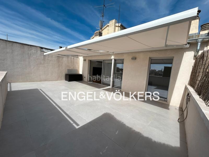 Foto 0f555bcb-b38b-4d38-b2bc-a448a9bbfd29. Dachwohnung mit heizung in Fuente del Berro Madrid