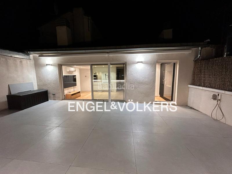 Foto 20ade409-9754-4827-aab2-94c02c17f871. Dachwohnung mit heizung in Fuente del Berro Madrid