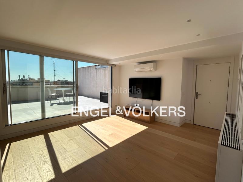 Foto 72dcd57a-742b-47ca-9362-627938db4d55. Dachwohnung mit heizung in Fuente del Berro Madrid