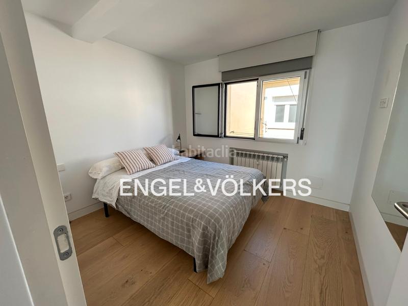 Foto 74f70bd3-1db0-48c5-ad8b-9e8a9ef32885. Dachwohnung mit heizung in Fuente del Berro Madrid