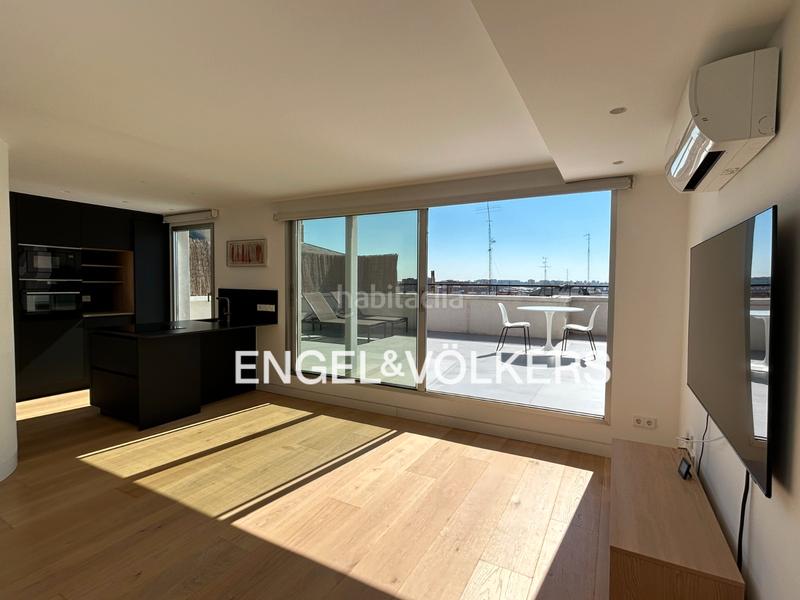 Foto 991eb4c4-499a-48b0-bf7c-7de011d8d961. Dachwohnung mit heizung in Fuente del Berro Madrid