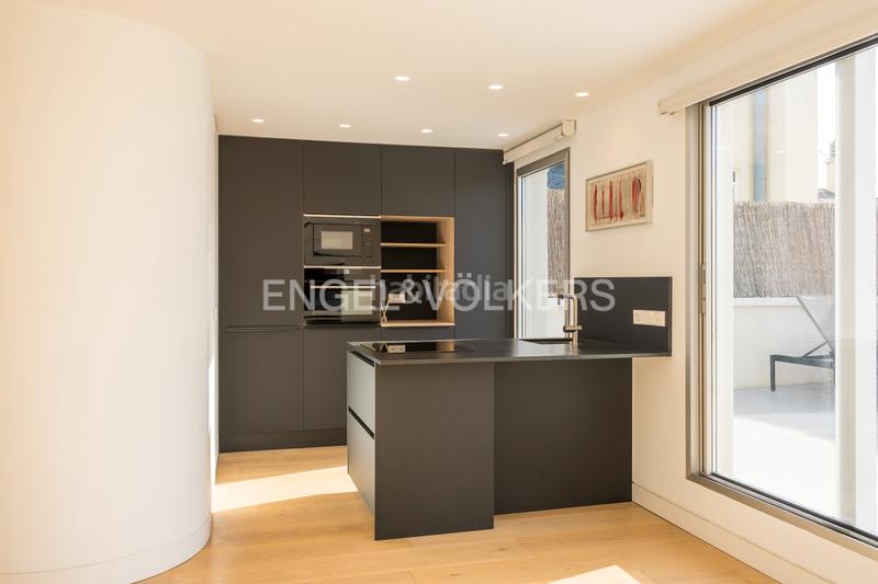 Foto a6020757-7bd7-4460-a73b-ea2c3e5186a5. Dachwohnung mit heizung in Fuente del Berro Madrid