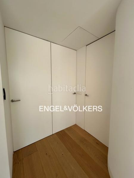 Foto e8c8b350-800d-435c-9ff6-1ca4b83c6273. Dachwohnung mit heizung in Fuente del Berro Madrid