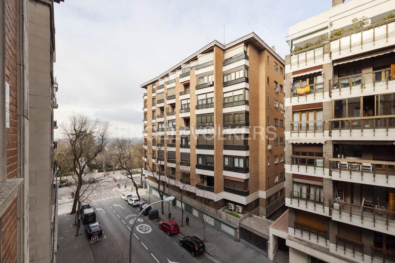Foto 596734b3-4fba-4e2f-a823-82a26df5aba1. Lloguer apartament amb calefacció a Argüelles Madrid