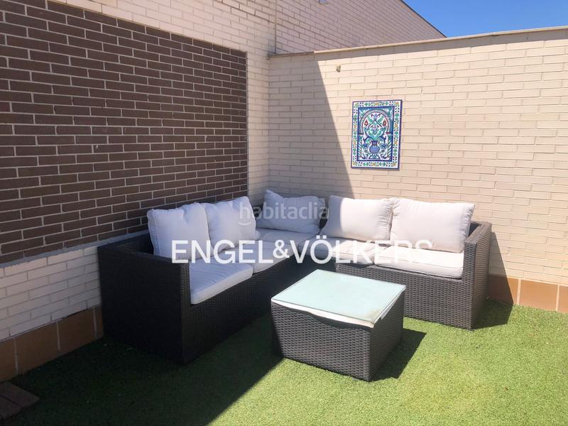 Foto 7161fbd1-b29d-49cc-8085-383dd71ee25b. Rent penthouse with heating parking pool in San Crispín-La Estación Consorcio Colmenar Viejo