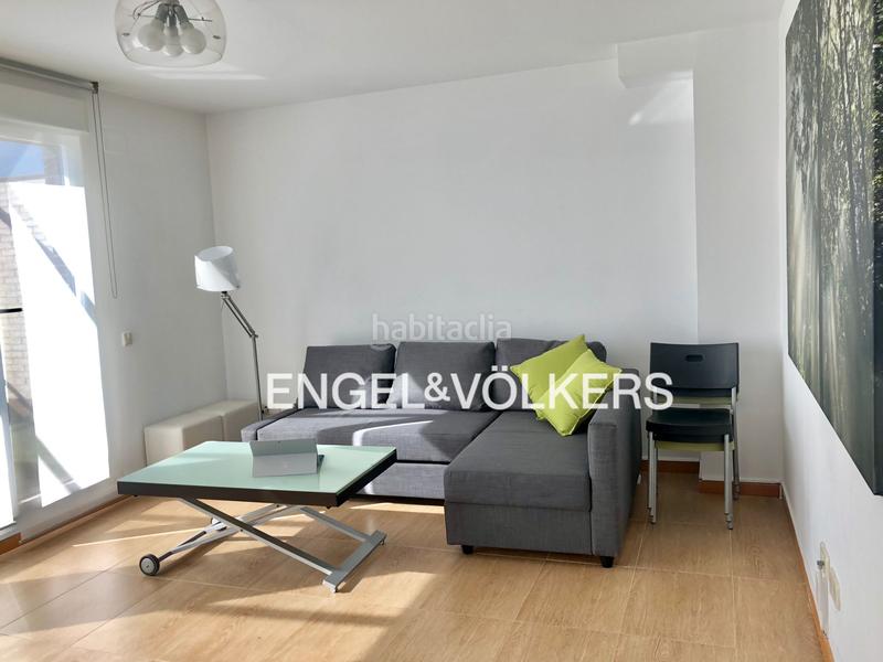 Foto bfd0a7de-4375-4b7e-91b8-78142cd7ebb2. Rent penthouse with heating parking pool in San Crispín-La Estación Consorcio Colmenar Viejo