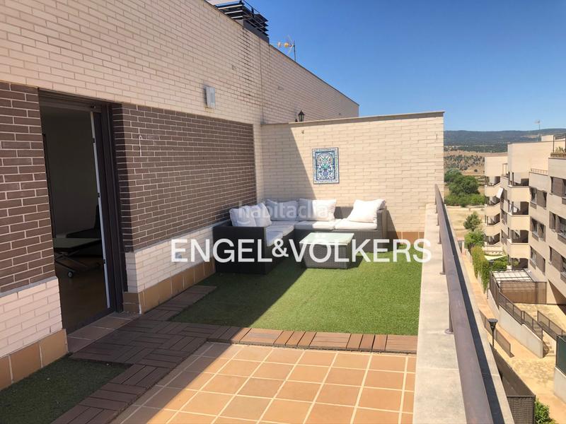 Foto d6ae8d28-7074-4b57-994f-f5a3a3dec886. Rent penthouse with heating parking pool in San Crispín-La Estación Consorcio Colmenar Viejo