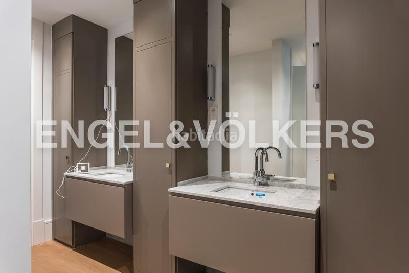 Foto d391f23c-7552-49a0-8cb6-a32bb4b5c123. Lloguer apartament amb calefacció aparcament piscina a Madrid