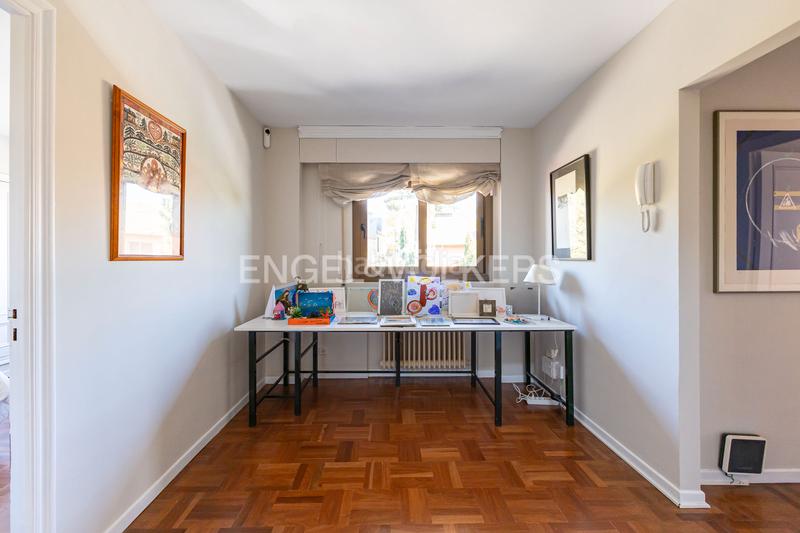 Foto 2c8e532c-019a-4159-a666-d9183a255679. Casa chalet individual con piscina en el plantío, aravaca, en Madrid