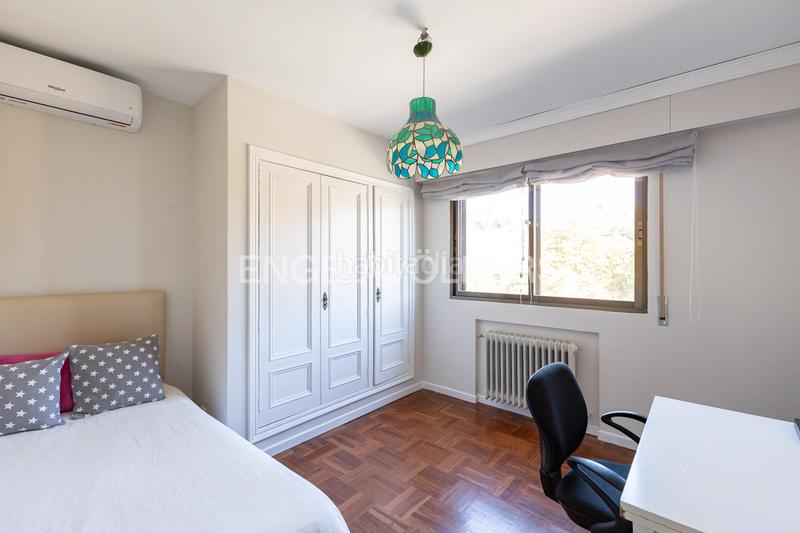 Foto 7d19afdc-0889-49e3-b137-9b6d5df363b5. Casa chalet individual con piscina en el plantío, aravaca, en Madrid