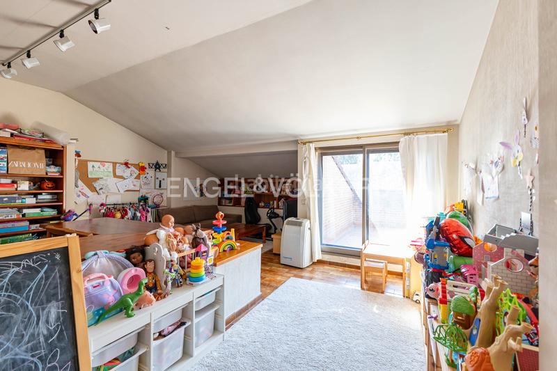 Foto b095b962-bcbf-4c72-bcc4-3c1fce4d1d40. Casa chalet individual con piscina en el plantío, aravaca, en Madrid