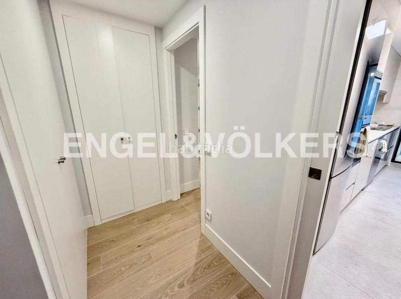 Foto 4691e61d-40e9-44fa-8ce5-34dbf6b3bfbe. Lloguer apartament amb calefacció aparcament piscina a Madrid