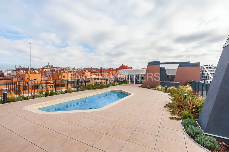 Foto 7903ea57-2efa-48b3-b675-ef8c5b79b1d2. Lloguer apartament amb calefacció aparcament piscina a Madrid