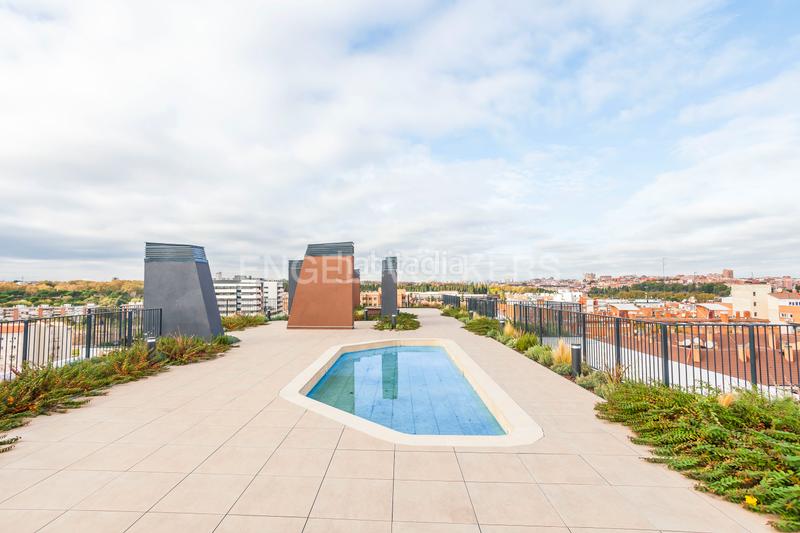 Foto 9f6ea791-b5dd-408f-bafe-addeb1116574. Lloguer apartament amb calefacció aparcament piscina a Madrid