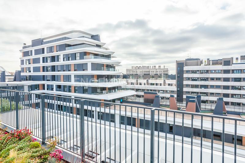 Foto 189e9cf9-66f1-450d-8bcb-4c6ba70e7393. Location appartement avec chauffage parking piscine dans Madrid