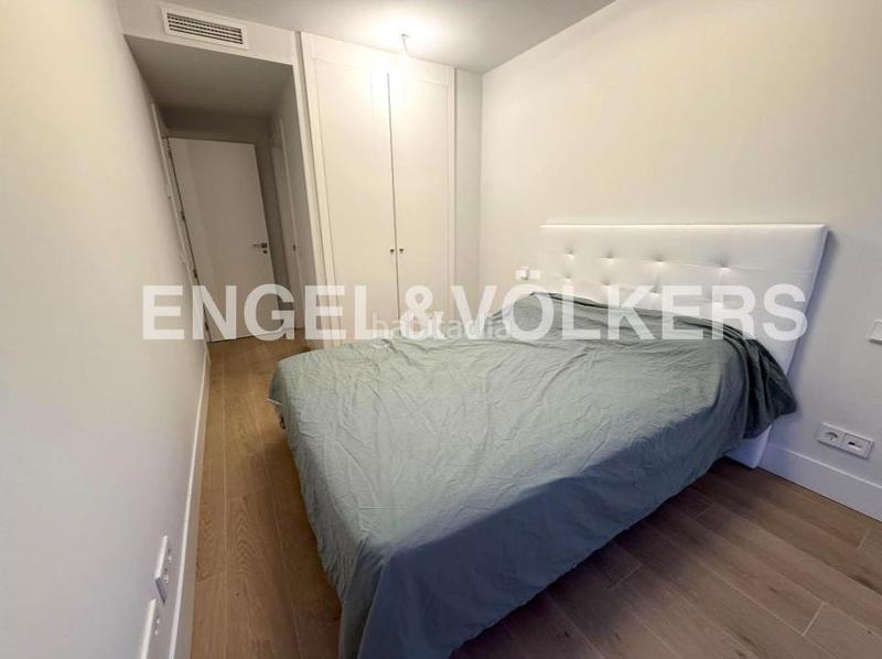 Foto 3777f386-0577-4608-bde7-87232192aeb3. Location appartement avec chauffage parking piscine dans Madrid