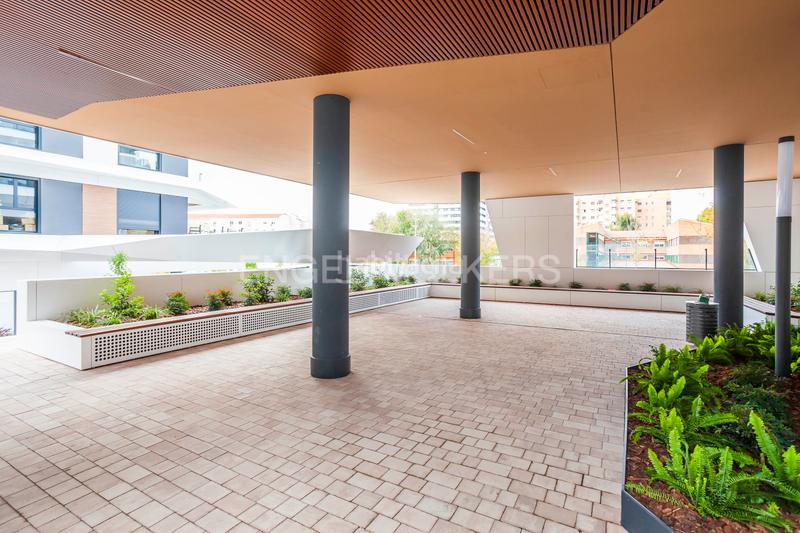 Foto 58c92c4d-4f63-4af0-9ce1-60b91cfa2687. Location appartement avec chauffage parking piscine dans Madrid