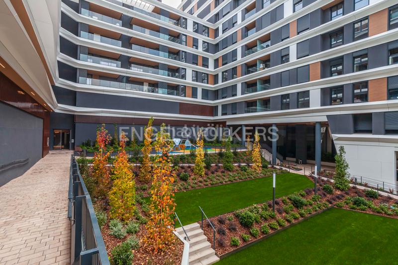 Foto b493cf9f-094a-4b22-879a-d423d39551f9. Location appartement avec chauffage parking piscine dans Madrid