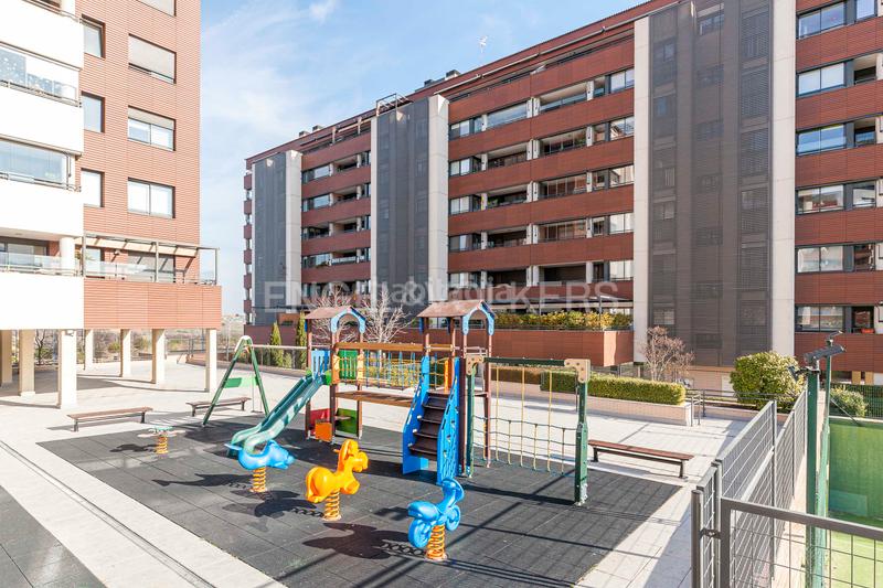 Foto 1529d4c4-1df1-44a9-9fa6-3b502ab8c760. Appartement avec chauffage parking piscine dans Valdebebas - Valdefuentes Madrid