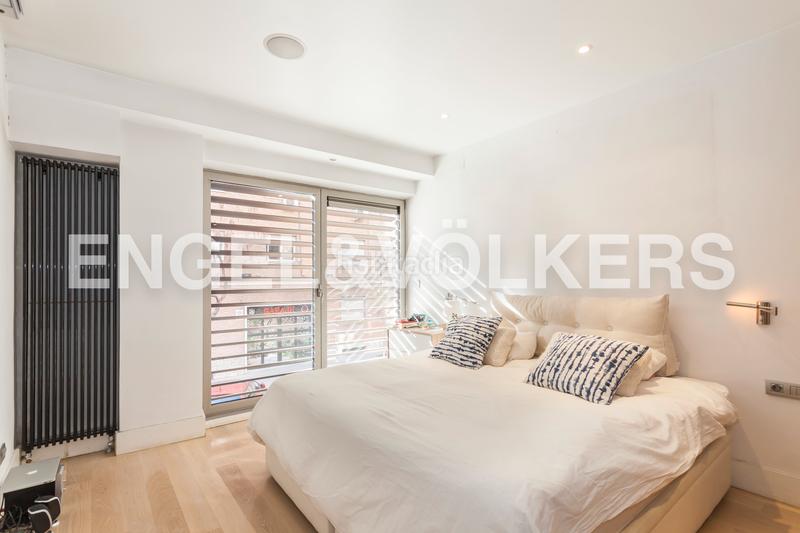 Foto d4d4f4e7-82cf-4eb6-9d9f-f020a0b7641f. Attico con riscaldamento parcheggio in Guindalera Madrid